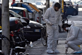 Italy bomb squad expert loses eye, hand to exploding package 